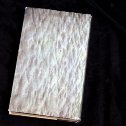 Mette Winge, Sandflugt - Image 2