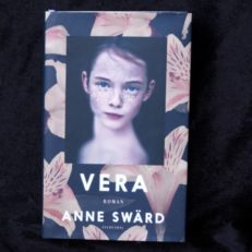 Anne Swärd, Vera