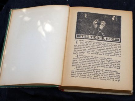 H C Andersen og Brødrene Grimm, Stories from - Image 3