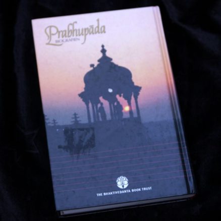 Sri Srimad  A.C. Bhaktivedanta Swami Prabhupada, Biografien - Image 3