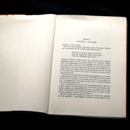 Barbara Cartland, Kvinden den gådefulde - Image 2