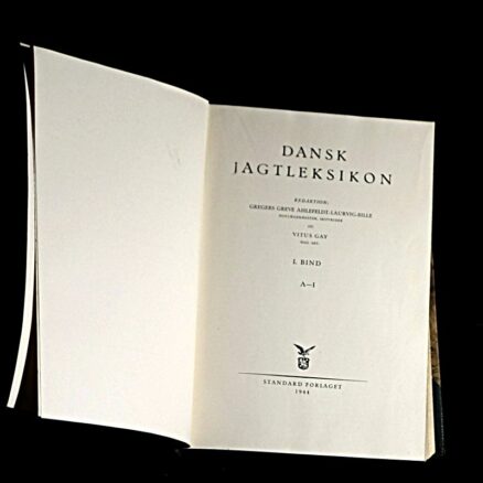 Ahlefeldt-Laurvig-Bille, Dansk Jagtleksikon 1+2