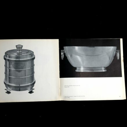Edgar Kaufmann - Erik Lassen, Fifty years of danish silver - in the Georg Jensen tradition af - Image 2