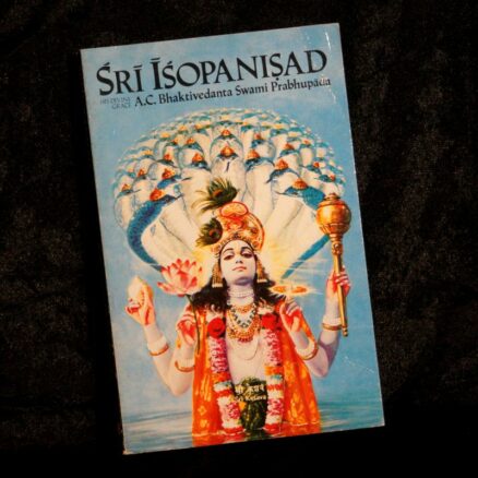 Sri srimad A.C. Bhaktivedanta Swami Prabhupada,  Sri isopanisad