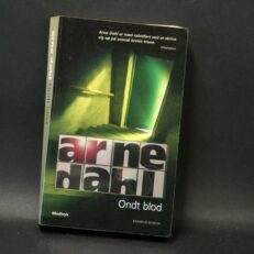 Arne Dahl, Ondt blod