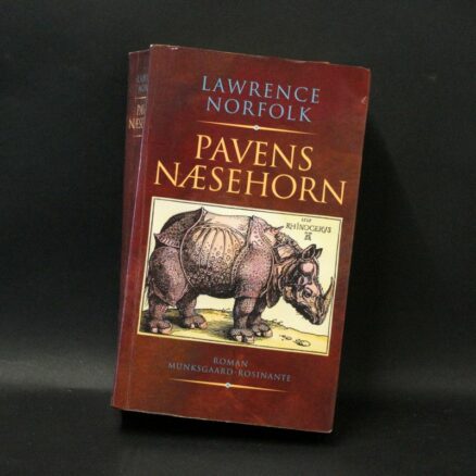 Lawrence Norfolk, Pavens Næsehorn - Image 2