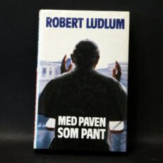 Robert Ludlum, Med paven som pant