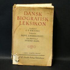 Povl Engelstoft, Dansk biografisk leksikon - bind 1