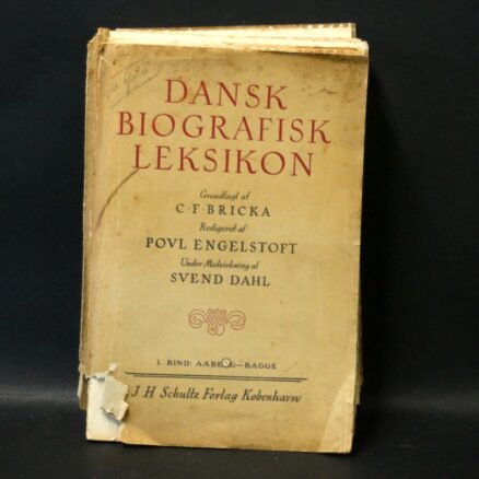 Povl Engelstoft, Dansk biografisk leksikon - bind 1