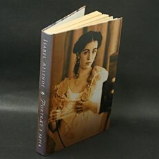 Isabel Allende, Portræt i sepia