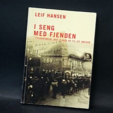 Leif Hansen, I seng med fjenden