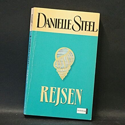 Danielle Steel, Rejsen