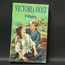Victoria Holt, Påfuglen